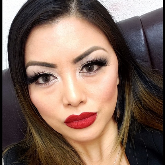 🌺 Aloha! I'm Ria 🌺 - Picture 3 of 6